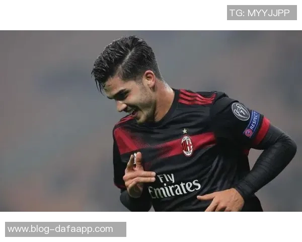 阿斯媒体报道罗克身价达8500万欧冬窗不离开帕尔梅拉斯